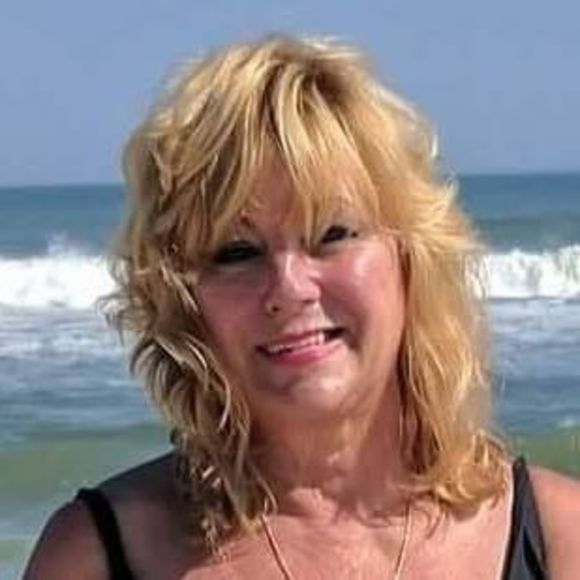 Meet your Posher, Nancy - Picture 1 of 1